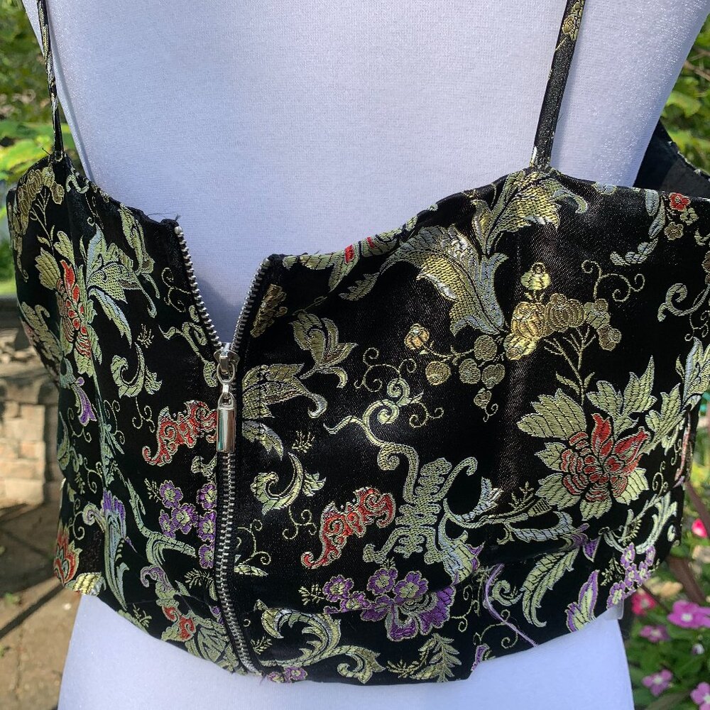 FIRM PRICE Polly & Esther Asian Cropped Top - Picture 8 of 13